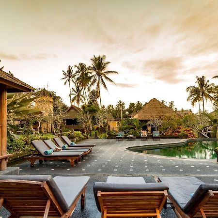 Tanah Merah Art Resort Ubud Exterior foto