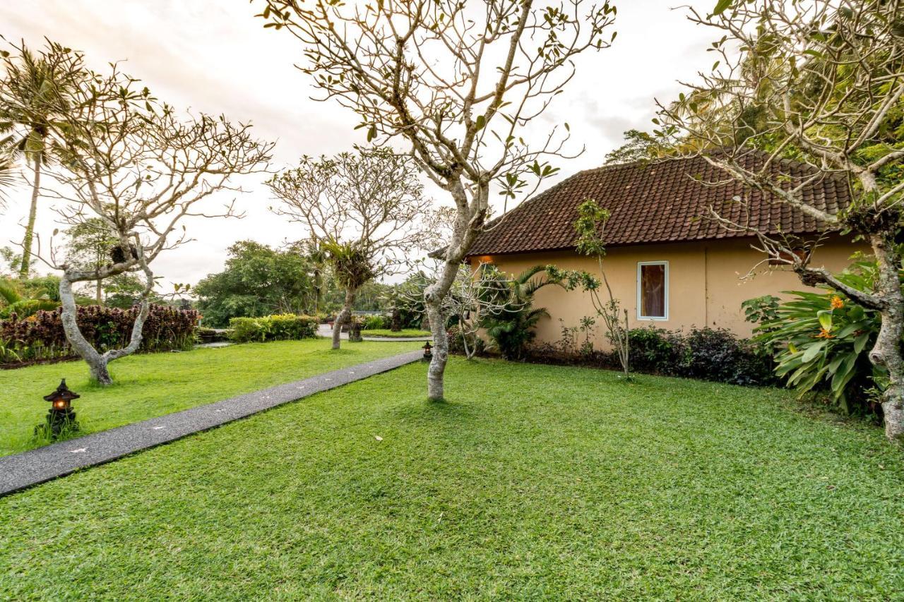 Tanah Merah Art Resort Ubud Exterior foto