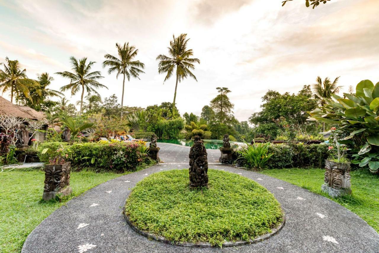 Tanah Merah Art Resort Ubud Exterior foto